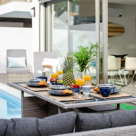 Villa Scandinavia - Private Heated Pool By Silver Prop *